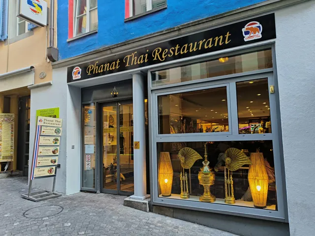 Phanat Thai - Restaurant & Take Away