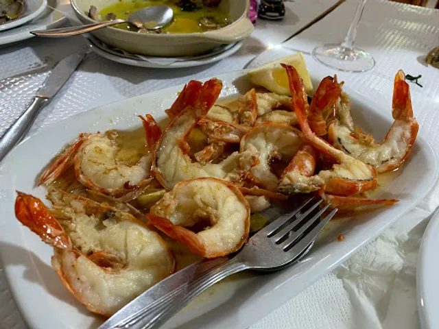 Papa Cheio Restaurant