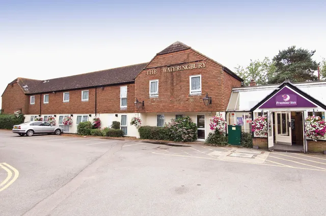 Premier Inn Maidstone (A26/Wateringbury) hotel