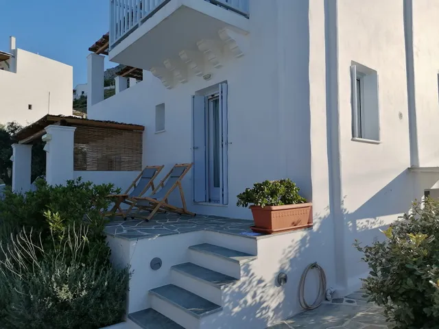 Amphitrite Apartments Skyros
