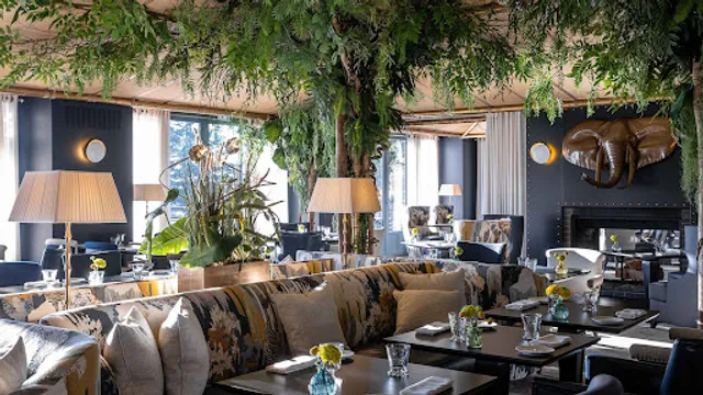 Le Loti Restaurant & Bar