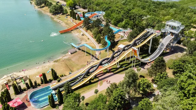 Rukkel-tó Waterpark