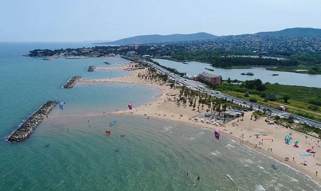 Plage de Saint-Aygulf