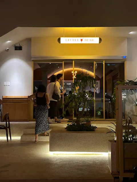 Little Bear Wine Bar