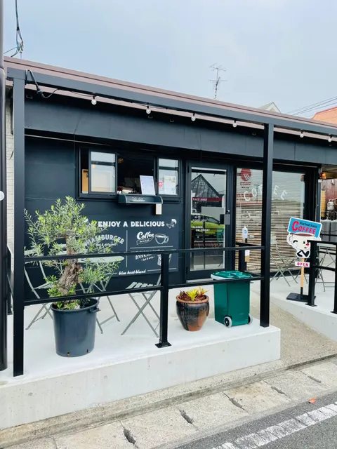 blue beat bland cafe