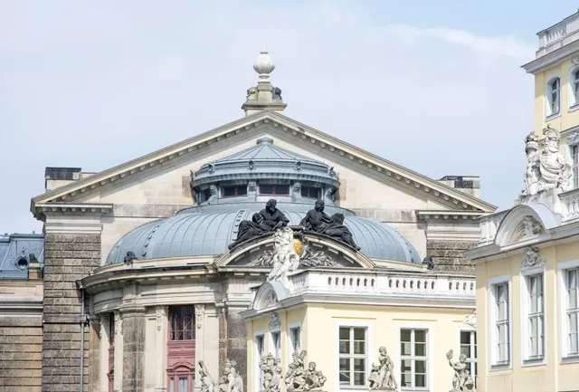 École nationale supérieure des Beaux-Arts
