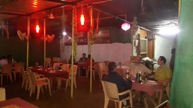 GOLDEN CAVES CUISINE (RESTAURANT)