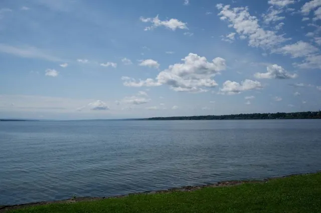 Seneca Lake State Park