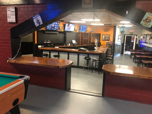 Wangz Bar & Grill and Pool Hall