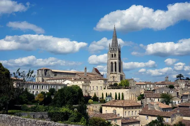 Les Grandes Murailles