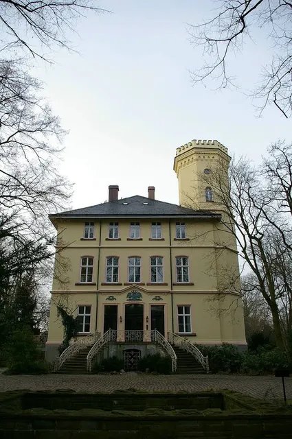 Schlossanlage Schwansbell