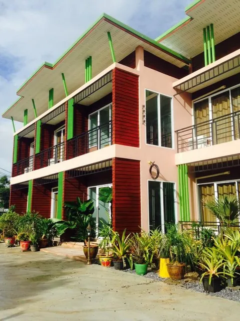 Baan Suan Punpaka Resort