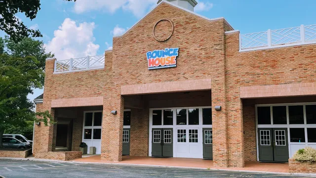 Bounce House Family Entertainment Center