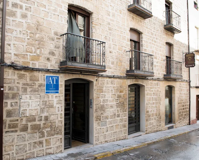 Hotel Apartamentos Fuente Redonda Ubeda