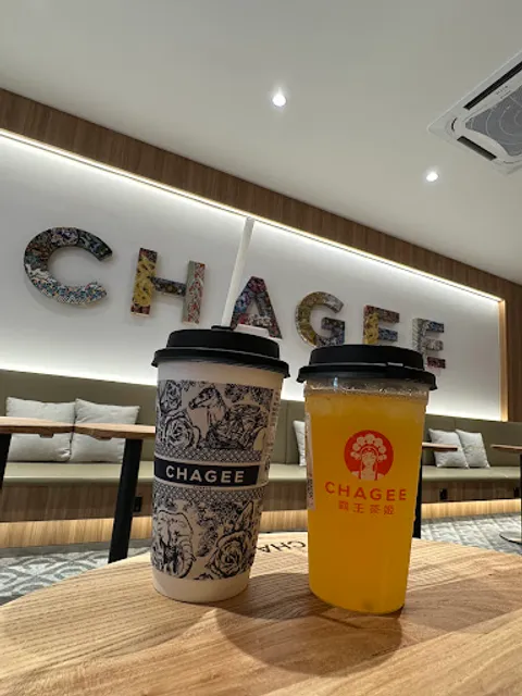 Chagee 霸王茶姬 • Kuchai Lama