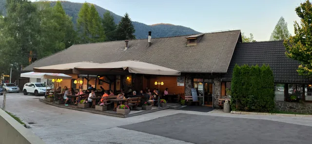 Gostilna & Pizzerija Bor