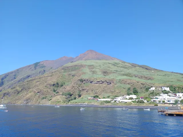 Spiaggia di Sabbia Nera