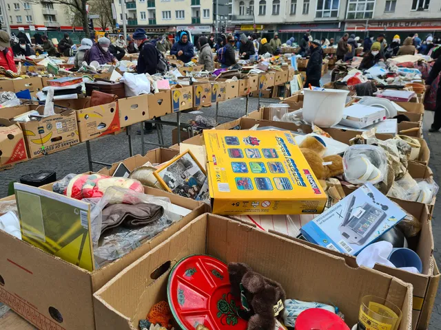 Flea Market at Rathaus Schöneberg