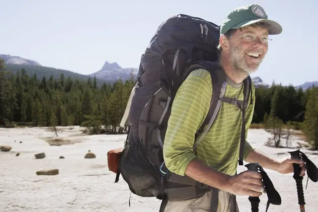 Lakes Basin Path / Horseshoe Lake Trailhead