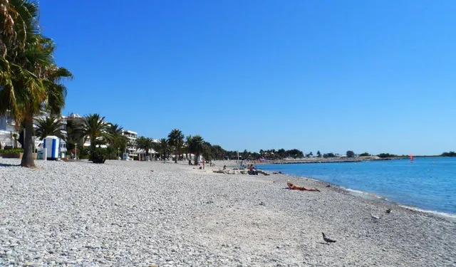 Plage des Flots Bleus