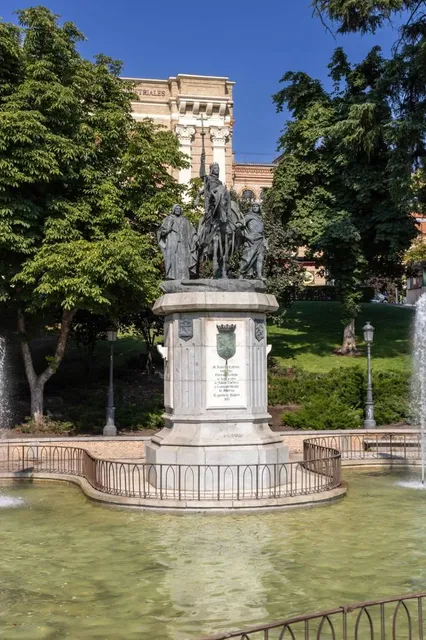 Monumento al Marqués del Duero