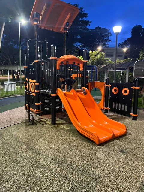 new wallholla playground in front blk 266