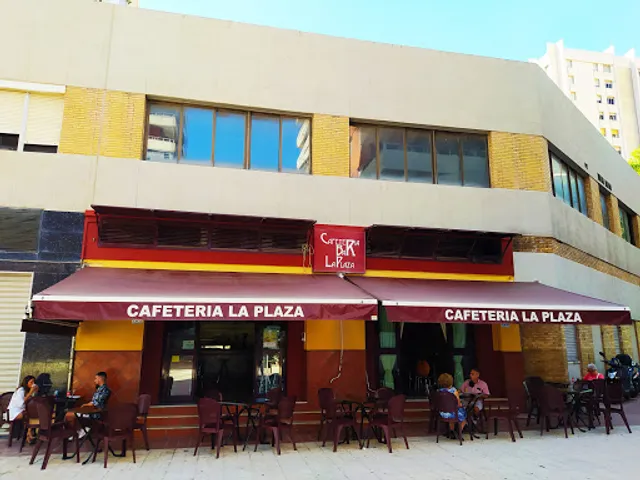 Bar Cafetería La Plaza