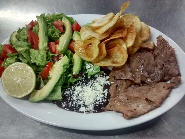 MONCHO'S RESTAURANTE