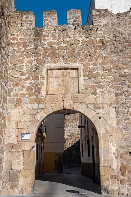 Puerta de Berzocana