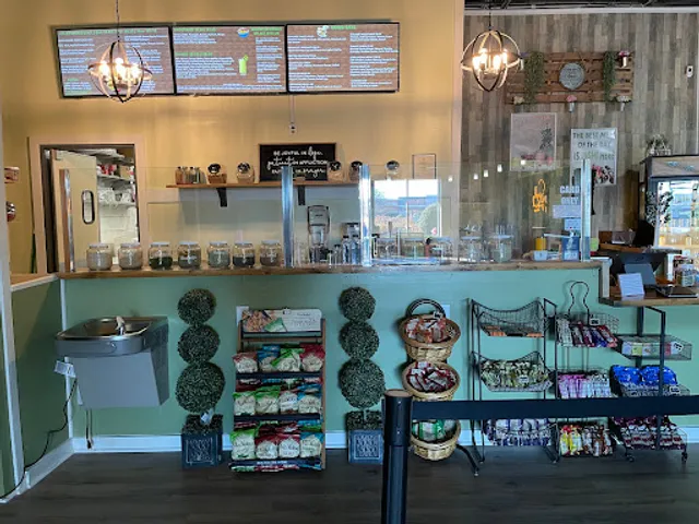 Simpli Natural Wellness And Juice Bar