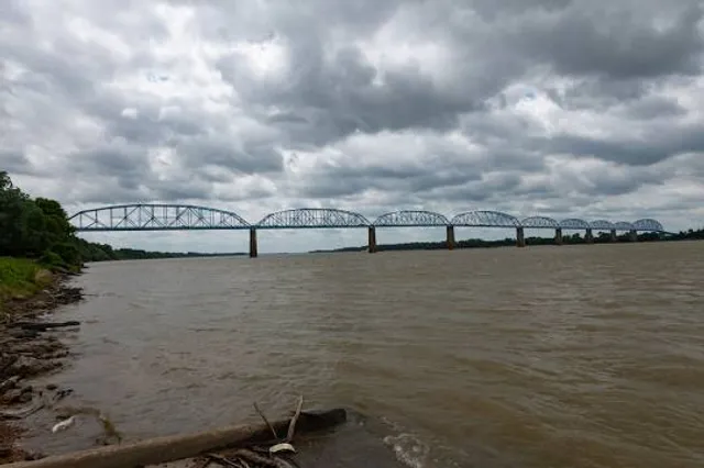 Irvin S. Cobb Memorial Bridge, "Big Blue"