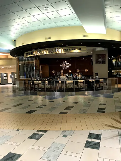 Cheuvront Restaurant And Wine Bar