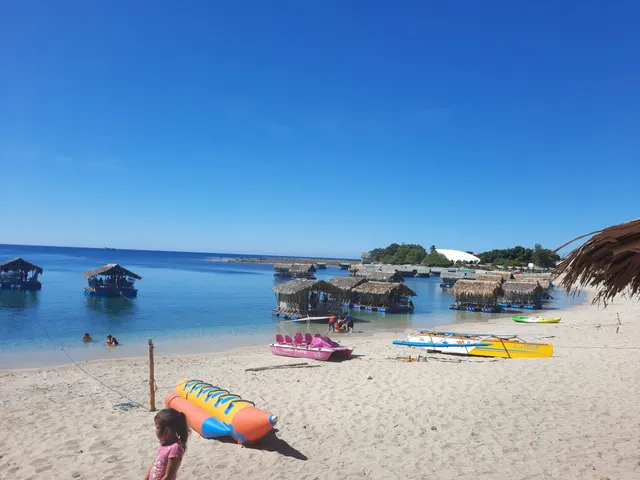 Seven Seas Floating Cottage