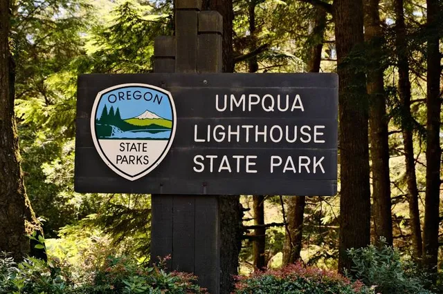 Umpqua Lighthouse State Park