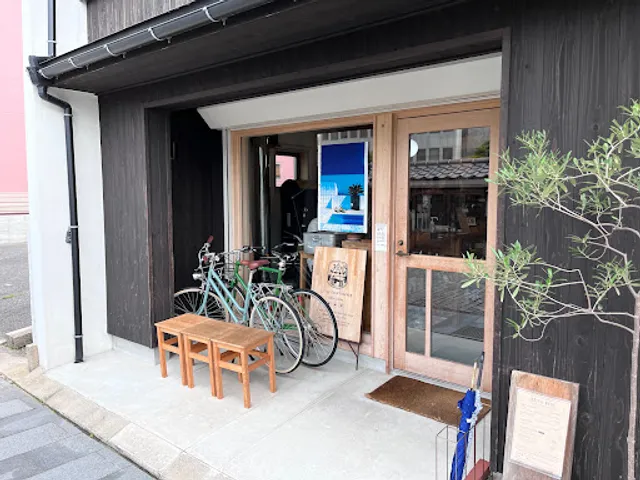 リトルコートコーヒー / LITTLE COURT COFFEE