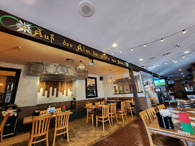 Biergarten @ Old World HB Restaurant & Bar