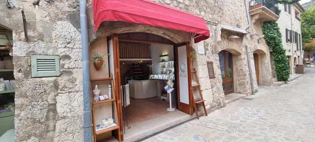 VALLDEMOSSA PEARL MUSEUM SHOP