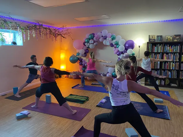 Natural Approach Center (Wellness center)