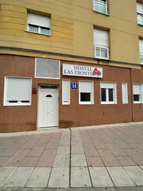 HOSTAL LAS FRONTERAS