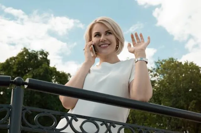 Waving Girl Statue - Florence Martus