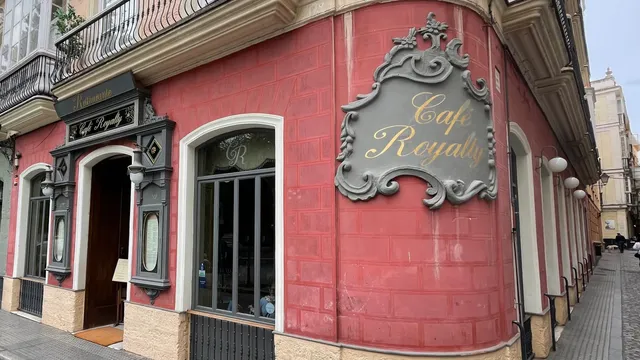 Restaurante Café Royalty - Restaurantes en Cádiz