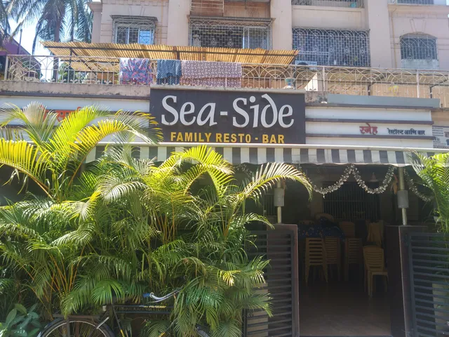 Sea Side Restaurant And Bar