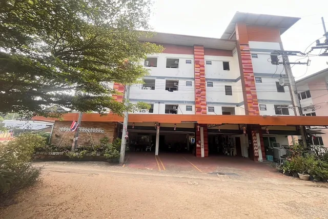 The First Resident Lamphun