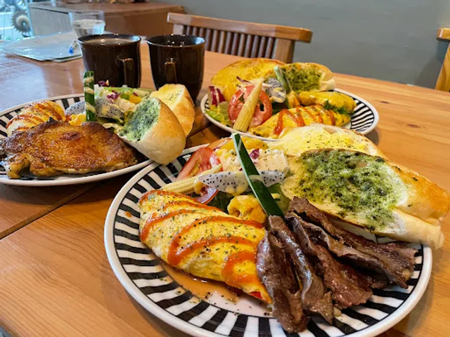 茉茉地_吃喝憩（餐供至15:00，飲品平日至16:00）