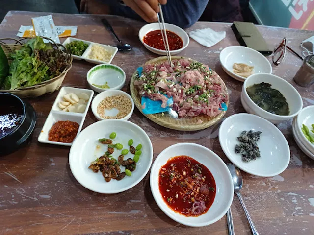 삼백비어