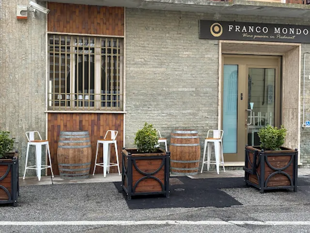Franco Mondo Wine Bar