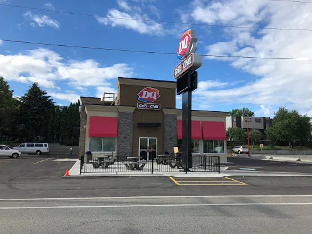 Dairy Queen Grill & Chill