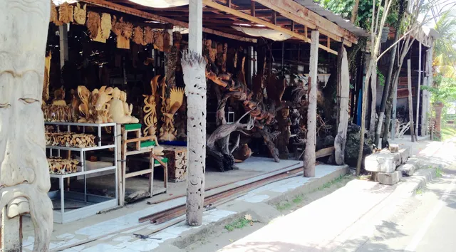 Yuyu wood carving & furniture