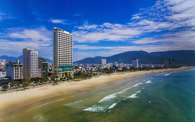 LE SANDS OCEANFRONT DANANG HOTEL