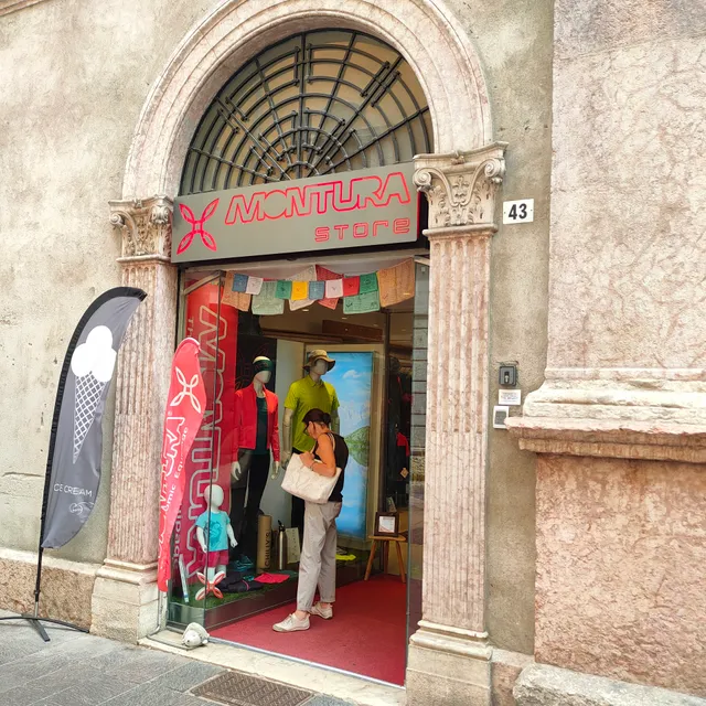 Montura Store Trento